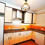 Centrico Con Terraza Y Aire Acondicionado Solo Familia Y Pareja Apartamento *