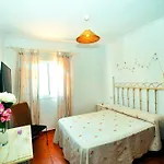 Centrico Con Terraza Y Aire Acondicionado Solo Familia Y Pareja Apartamento