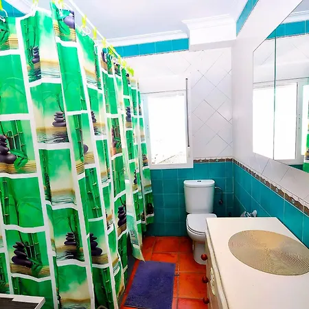 Apartament Centrico Con Terraza Y Aire Acondicionado Solo Familia Y Pareja *