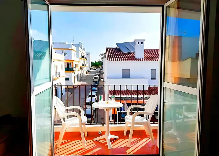 Centrico Con Terraza Y Aire Acondicionado Solo Familia Y Pareja * 科尼尔-德拉弗龙特拉