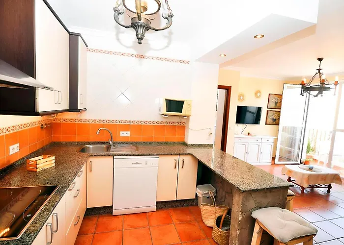 Centrico Con Terraza Y Aire Acondicionado Solo Familia Y Pareja شقة